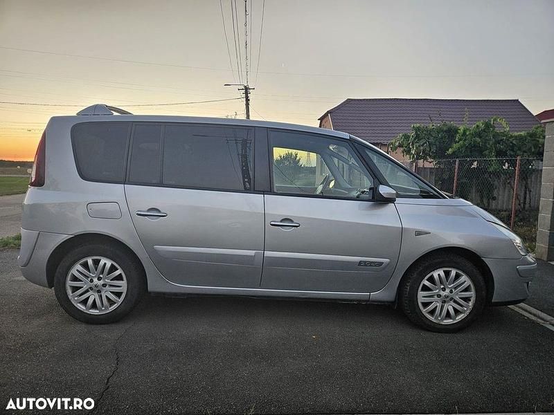 Culoareargint Utilizat 2007 Renault Espace Monovolum | 3.300 EUR (Scump) - Imagine 1/4