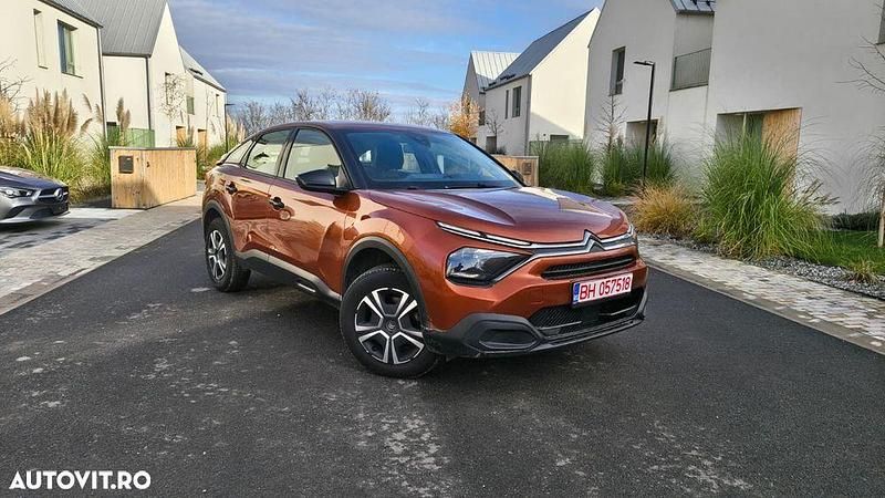Culoareportocaliu Utilizat 2021 Citroën C4 Shine Hatchback | 9.990 EUR (Super Preț) - Imagine 1/4
