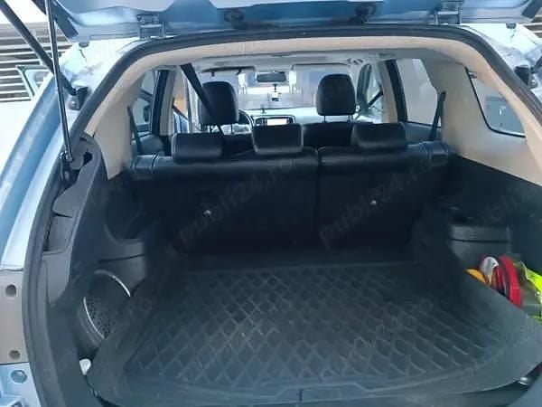 Utilizat 2014 Mitsubishi Outlander P-HEV SUV | 7.500 EUR (Preț OK) - Imagine 1/4