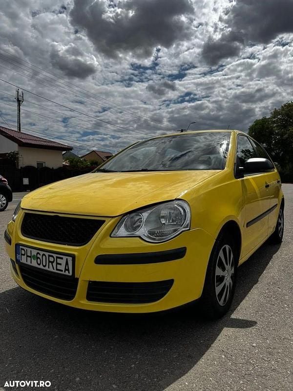 Second-hand VW Polo 64 CP (47 kW) 2007 Culoaregalbeuriu Hatchback