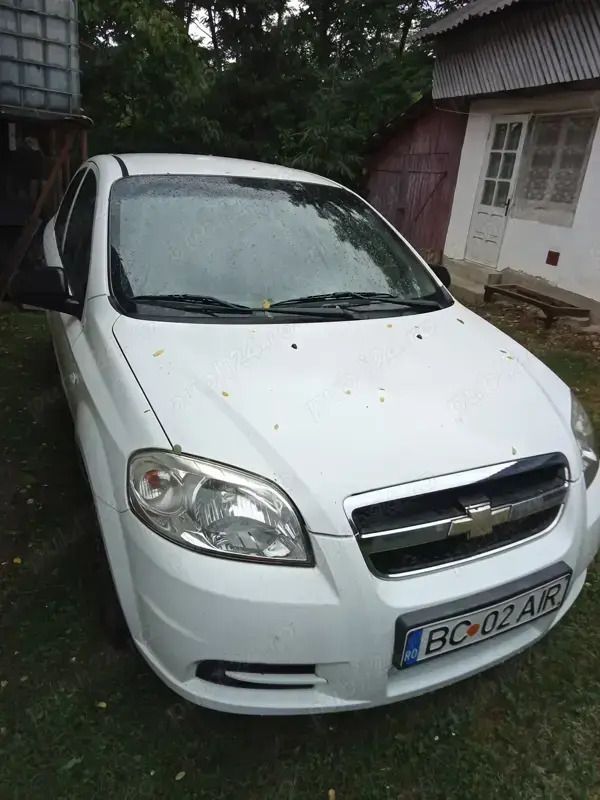 Alb Utilizat 2011 Chevrolet Aveo Berlinǎ | 1.800 EUR - Imagine 1/4