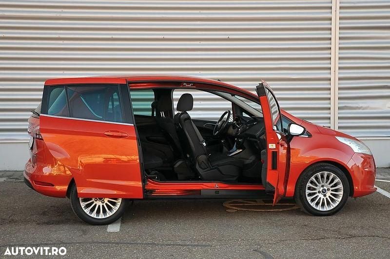 Second-hand Ford B-MAX Titanium 95 CP (69 kW) 2013 Culoareportocaliu Monovolum