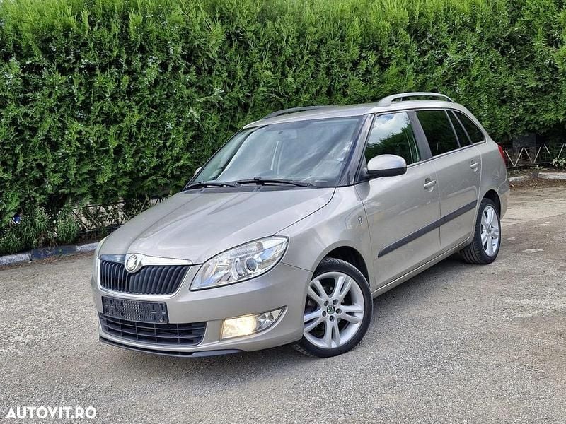 Galbeuriu Utilizat 2011 Skoda Fabia GreenLine Break | 2.590 EUR (Preț bun) - Imagine 1/4