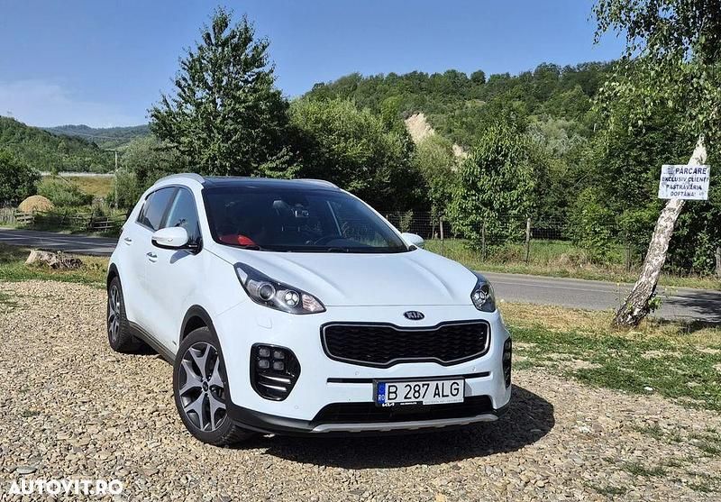 Alb Utilizat 2017 Kia Sportage GT-Line SUV | 14.400 EUR (Preț bun) - Imagine 1/4