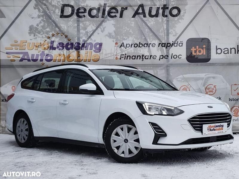 Culoarealb Utilizat 2021 Ford Focus Business Edition Break | 9.990 EUR (Preț bun) - Imagine 1/4
