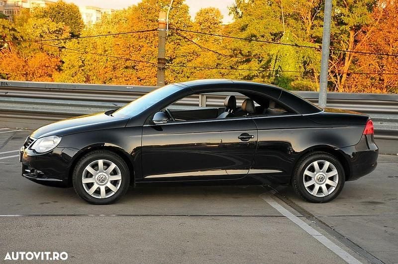 Second-hand VW Eos 115 CP (84 kW) 2007 Culoarenegru Cabrio