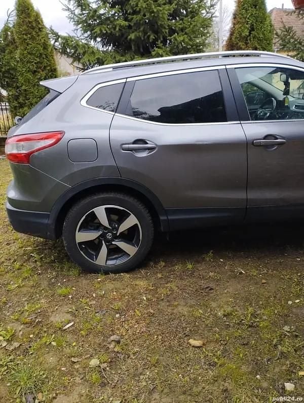 Utilizat 2017 Nissan Qashqai SUV | 10.500 EUR (Super Preț) - Imagine 1/4