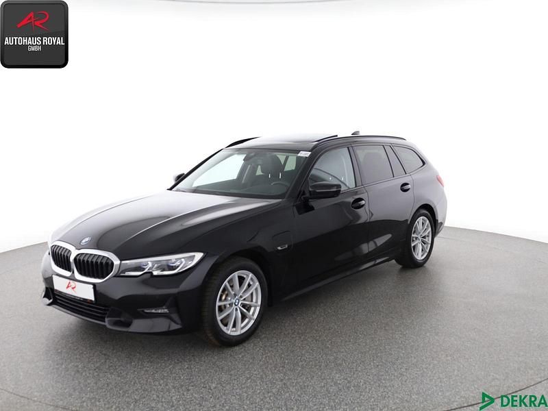 Utilizat 2021 BMW 330e Sport Line | 34.425 EUR (Scump) - Imagine 1/1