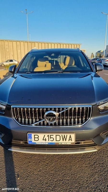 Culoarealbastru Utilizat 2020 Volvo XC40 Inscription SUV | 28.900 EUR (Preț OK) - Imagine 1/4