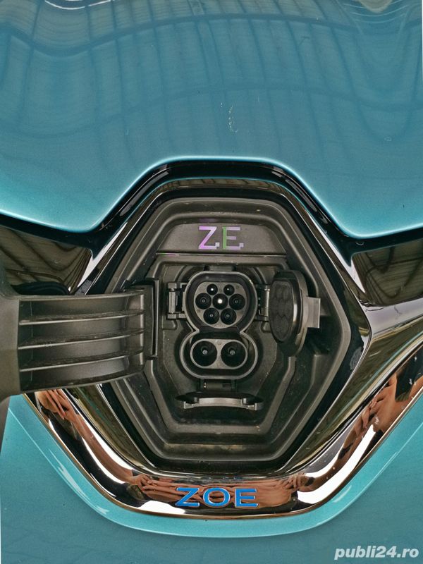 Second-hand Renault Zoe 99 kW (135 CP) 2020 Albastru Hatchback