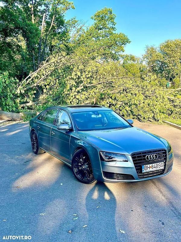 Gri Utilizat 2012 Audi A8L Berlinǎ | 14.990 EUR (Super Preț) - Imagine 1/4