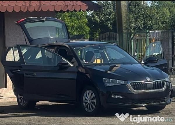 Negru Utilizat 2019 Skoda Scala Hatchback | 8.200 EUR (Super Preț) - Imagine 1/4