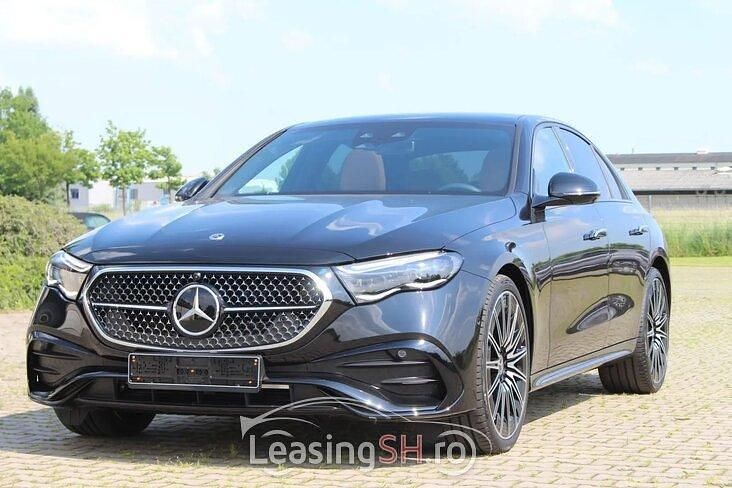 Negru Nouă 2024 Mercedes A220 AMG Berlinǎ | 91.490 EUR - Imagine 1/4