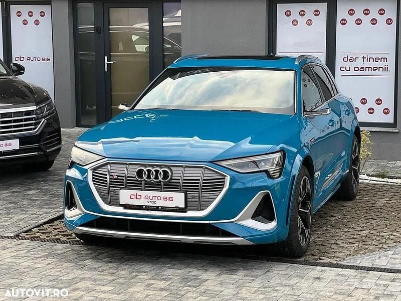Culoarealbastru Utilizat 2021 Audi e-tron SUV | 45.000 EUR (Scump) - Imagine 1/4