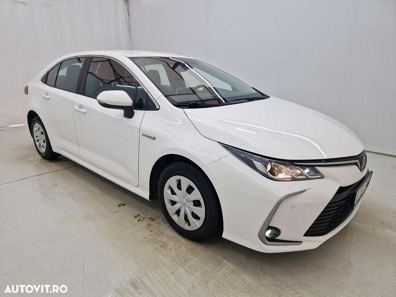 Second-hand Toyota Corolla Business Edition 122 CP (89 kW) 2021 Culoarealb Berlinǎ