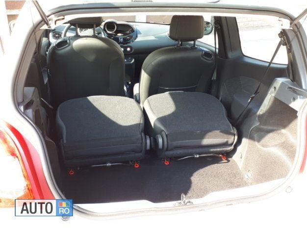 Second-hand Renault Twingo 75 CP (55 kW) 2012 Alb Hatchback