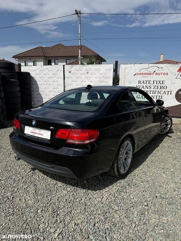Second-hand BMW 320 177 CP (130 kW) 2011 Culoarenegru Coupe