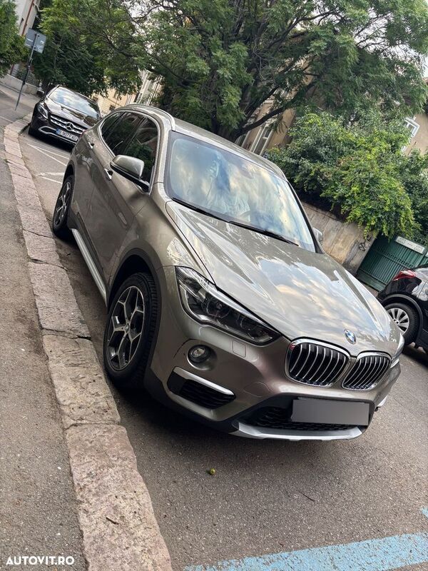 Gri Utilizat 2019 BMW X1 SUV | 23.500 EUR (Puțin scump) - Imagine 1/4