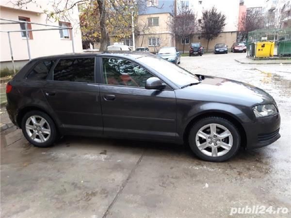 Gri Utilizat 2009 Audi A3 Berlinǎ | 5.299 EUR (Puțin scump) - Imagine 1/4