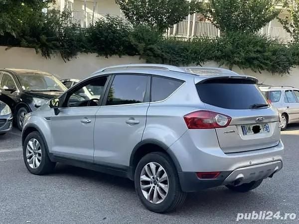 Utilizat 2010 Ford Kuga SUV | 4.200 EUR (Super Preț) - Imagine 1/3