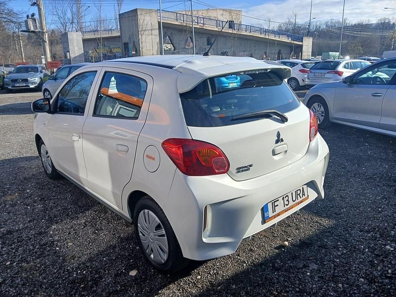 Second-hand Mitsubishi Space Star Invite 71 CP (52 kW) 2021 Alb Hatchback