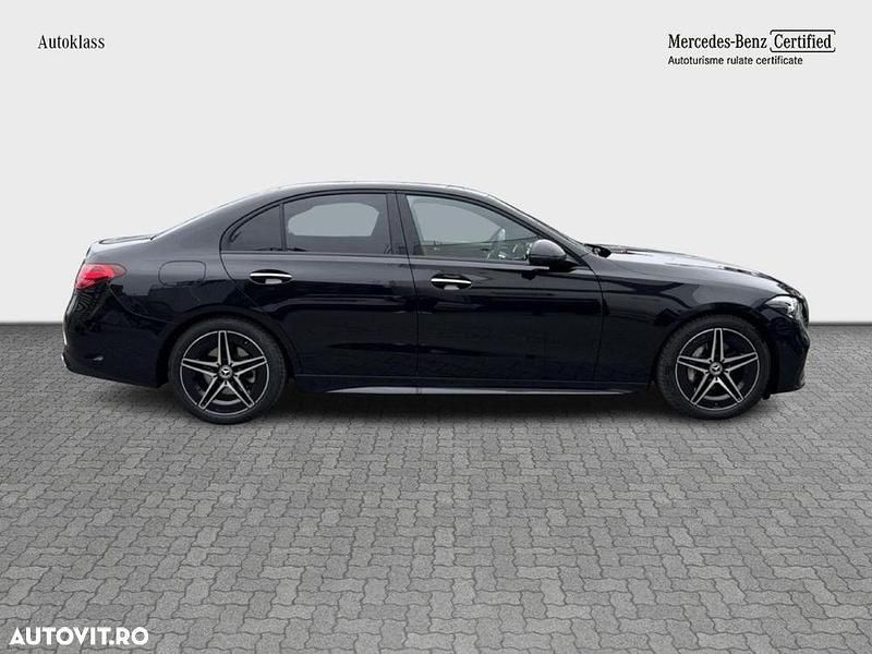 Second-hand Mercedes C300 258 CP (189 kW) 2024 Culoarenegru Berlinǎ
