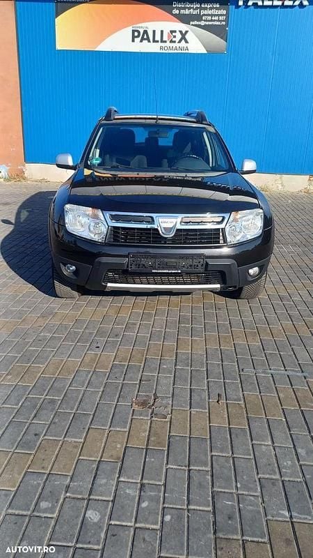 Culoarenegru Utilizat 2011 Dacia Duster Prestige SUV | 5.690 EUR (Preț OK) - Imagine 1/4
