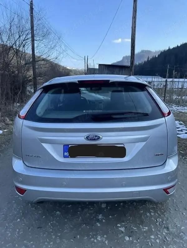 Second-hand Ford Focus 109 CP (80 kW) 2011 Gri Hatchback