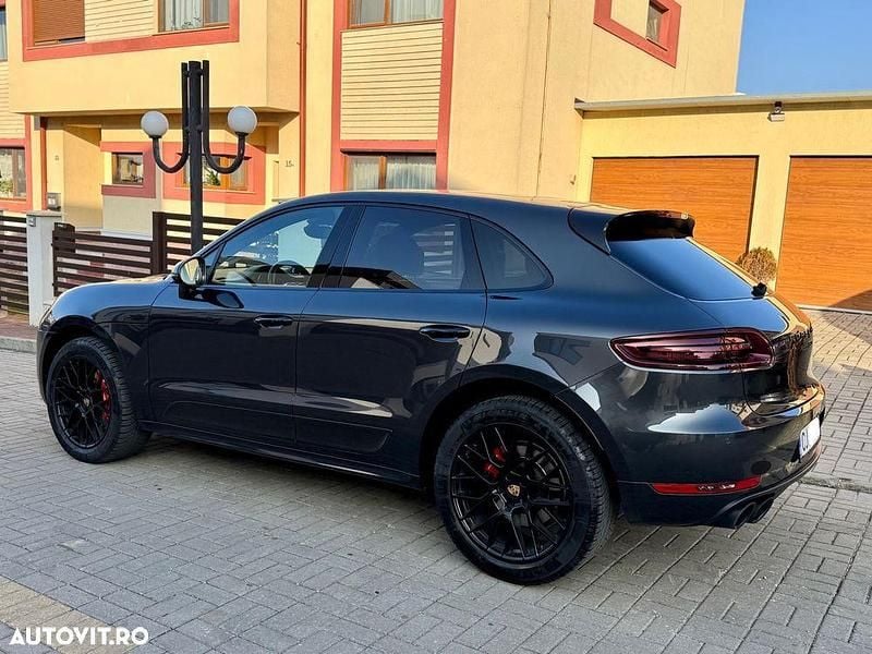 Second-hand Porsche Macan 360 CP (264 kW) 2018 Culoaregri SUV