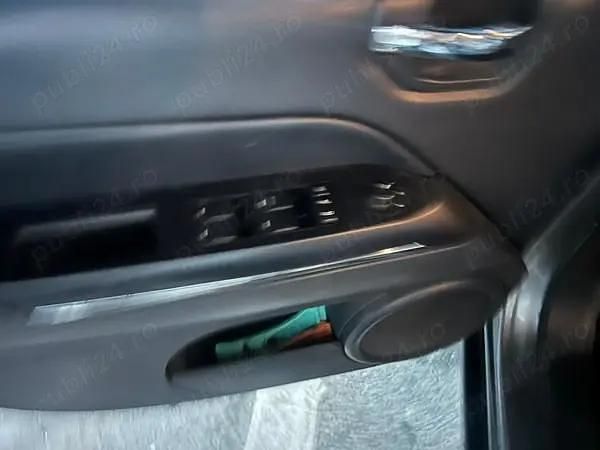 Second-hand Jeep Compass 136 CP (100 kW) 2013 Gri SUV