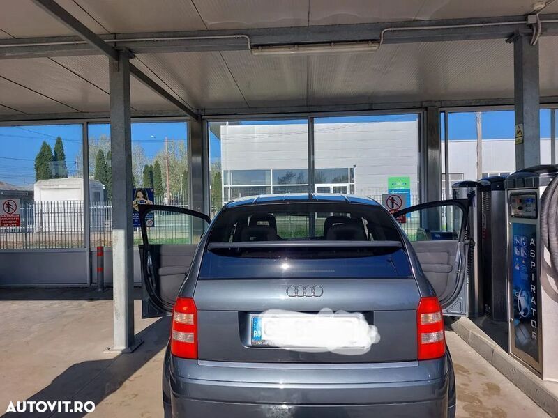 Second-hand Audi A2 55 CP (40 kW) 2002 Gri Hatchback