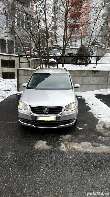 Second-hand VW Touran 105 CP (77 kW) 2008 Monovolum