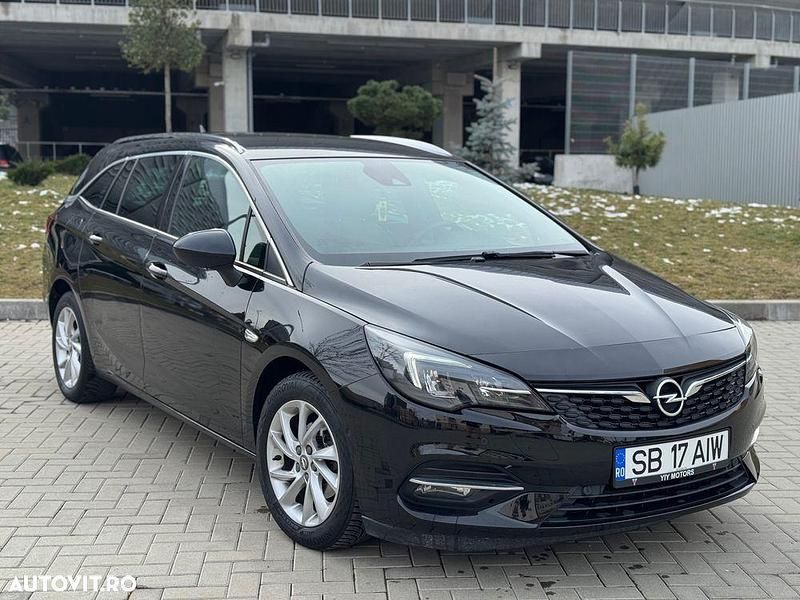 Second-hand Opel Astra Elegance 130 CP (95 kW) 2021 Culoarenegru Break