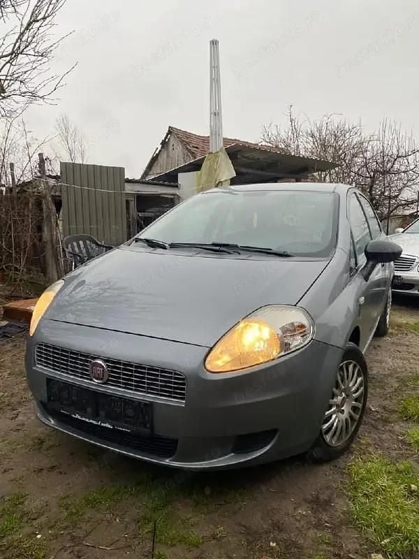 Second-hand Fiat Grande Punto 75 CP (55 kW) 2009 Hatchback