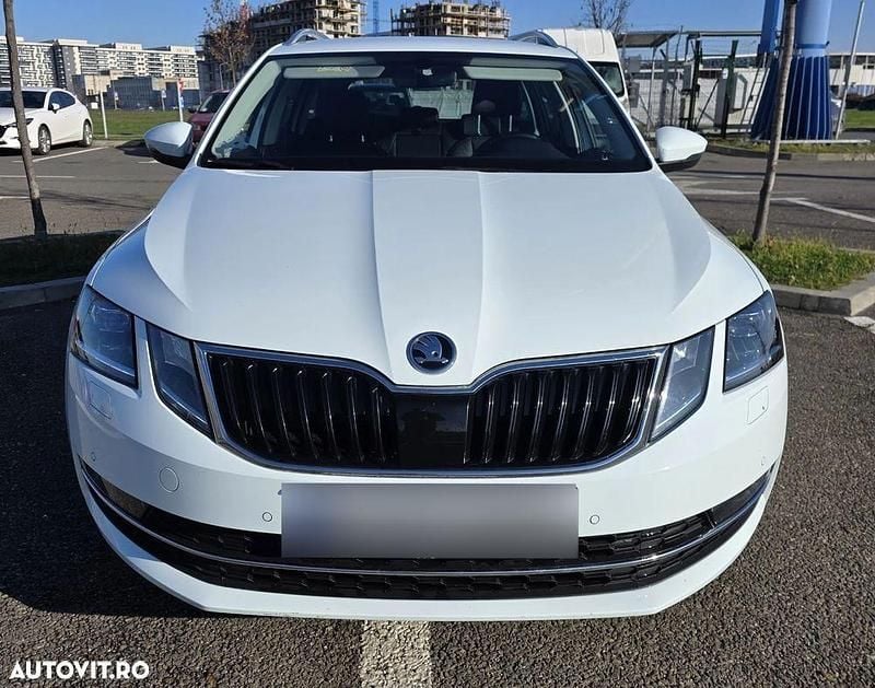 Culoarealb Utilizat 2019 Skoda Octavia Break | 9.500 EUR (Preț bun) - Imagine 1/4