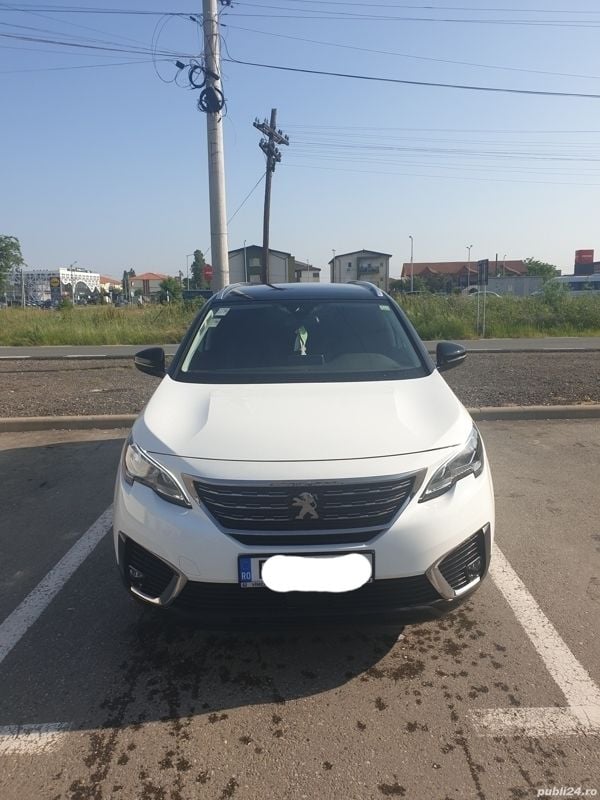 Alb Utilizat 2020 Peugeot 5008 Active Monovolum | 15.500 EUR (Preț bun) - Imagine 1/4