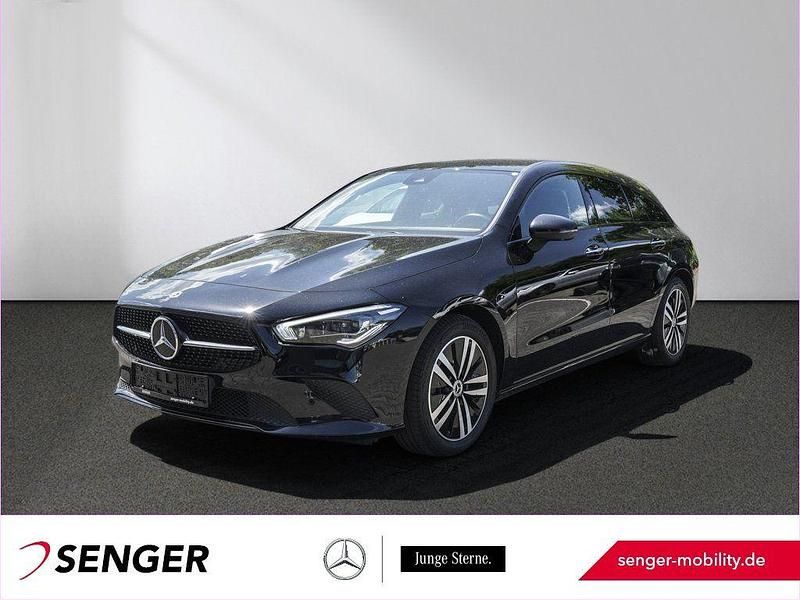 Utilizat 2022 Mercedes CLA200 Progressive | 27.186 EUR (Super Preț) - Imagine 1/1