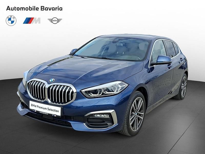 Albastru phytonic Utilizat 2022 BMW 118 Comfort Edition Hatchback | 18.380 EUR (Preț bun) - Imagine 1/4
