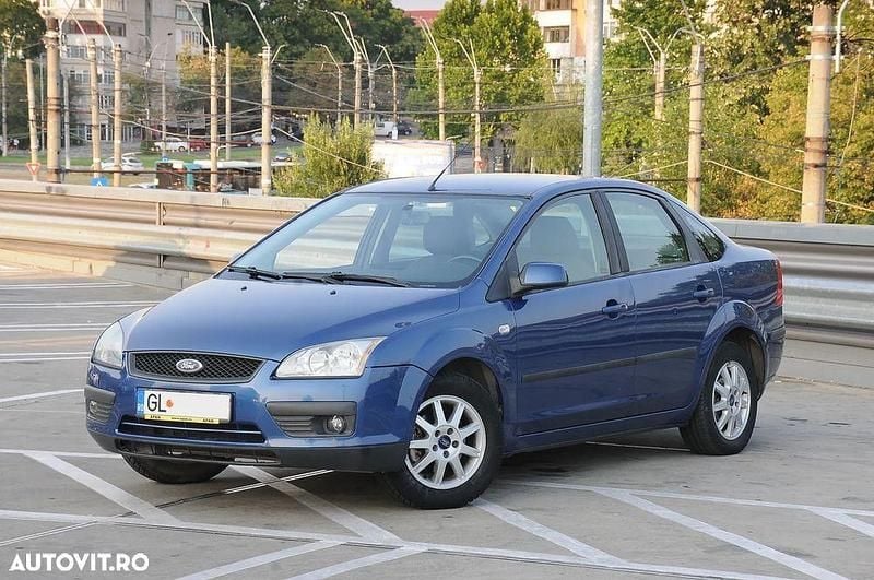 Culoarealbastru Utilizat 2008 Ford Focus Trend Berlinǎ | 1.900 EUR (Preț bun) - Imagine 1/4