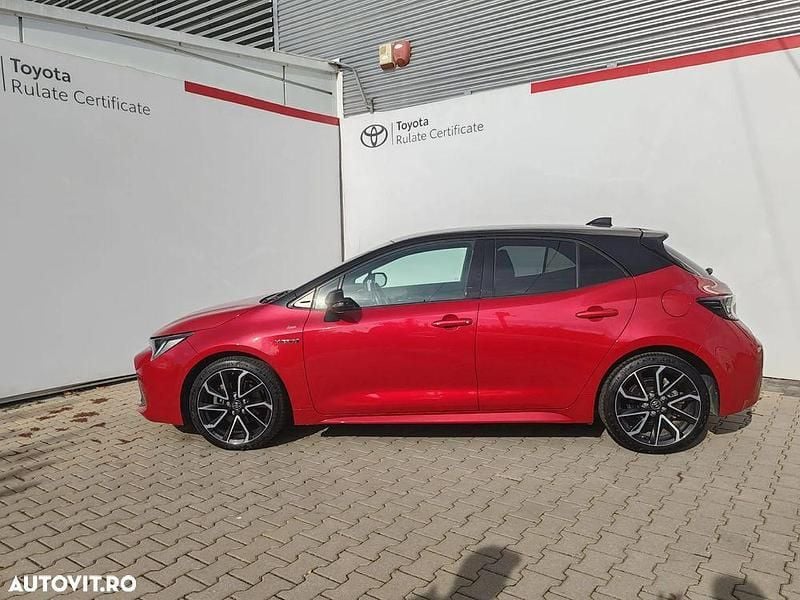 Second-hand Toyota Corolla Plus 178 CP (130 kW) 2019 Culoarerosu Hatchback