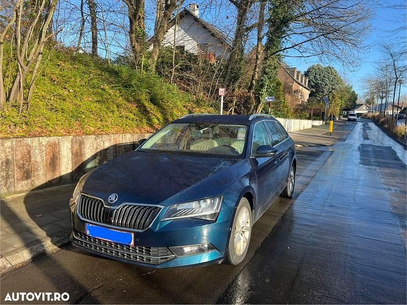 Culoarealbastru Utilizat 2017 Skoda Superb Style Break | 13.800 EUR - Imagine 1/4