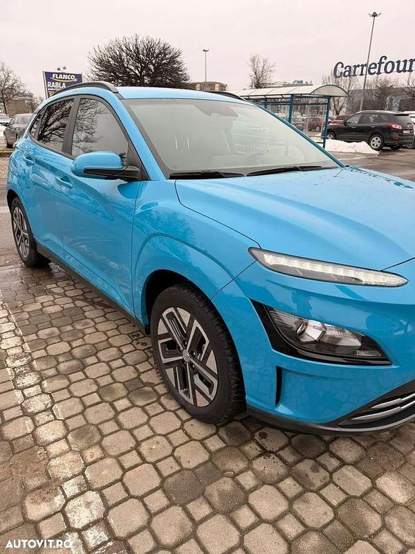 Second-hand Hyundai Kona 100 kW (136 CP) 2021 Culoarealbastru SUV