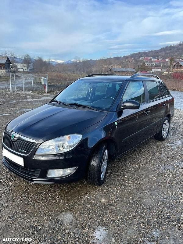 Second-hand Skoda Fabia 75 CP (55 kW) 2012 Culoarenegru Break