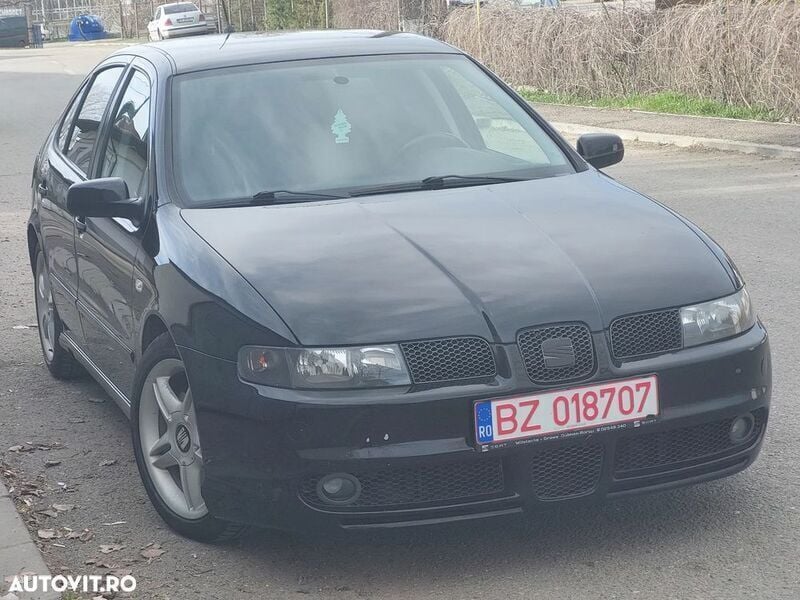 Negru Utilizat 2001 Seat Leon Sport Hatchback | 3.990 EUR - Imagine 1/4