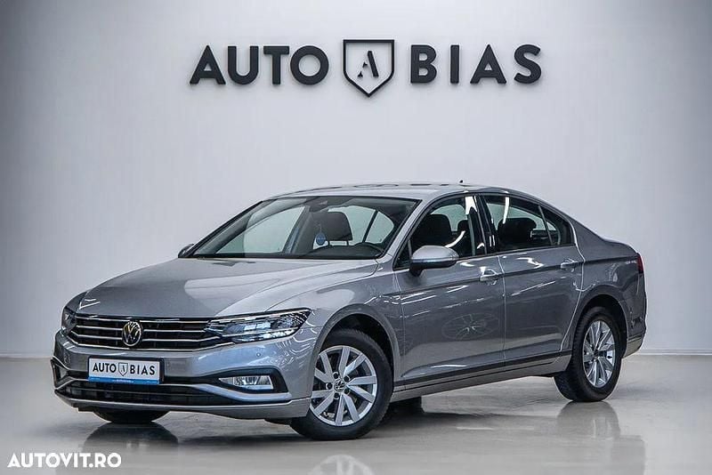 Culoaregri Utilizat 2021 VW Passat Comfortline Berlinǎ | 16.950 EUR (Preț bun) - Imagine 1/4