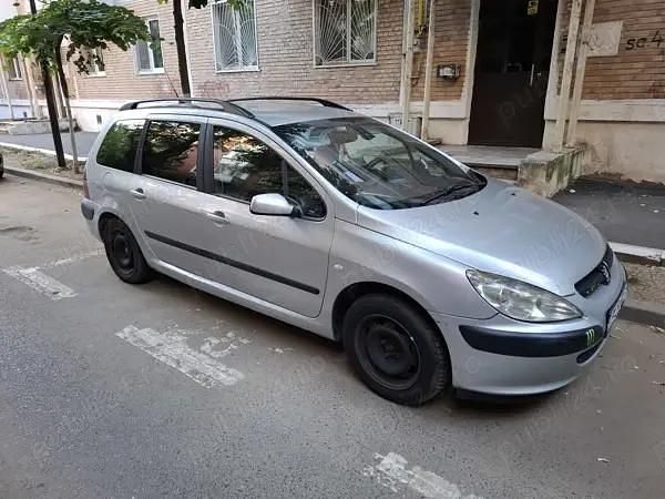 Utilizat 2004 Peugeot 307 Break | 1.600 EUR (Puțin scump) - Imagine 1/4