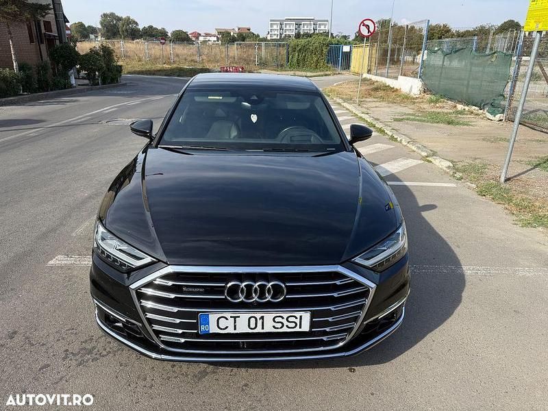 Culoarenegru Utilizat 2021 Audi A8 Premium Berlinǎ | 59.000 EUR - Imagine 1/4