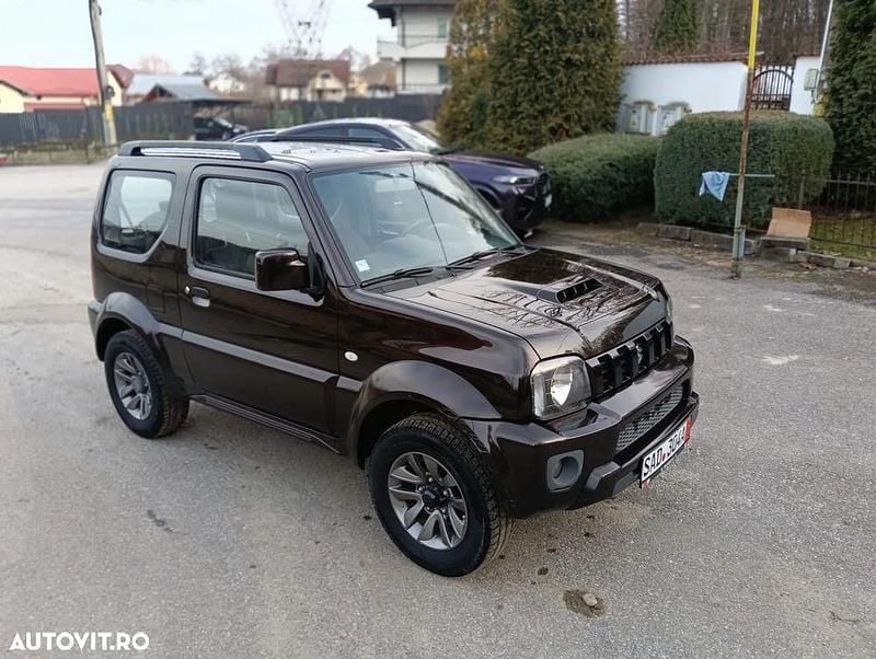 Second-hand Suzuki Jimny Style 86 CP (63 kW) 2016 Culoaremaro SUV