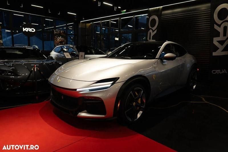 Second-hand Ferrari Purosangue 725 CP (533 kW) 2023 Culoaregri SUV