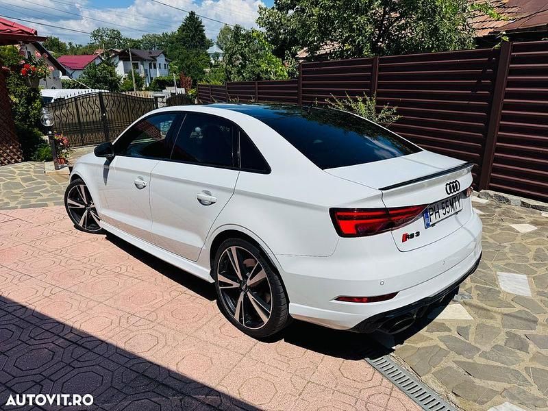 Second-hand Audi RS3 Comfort 400 CP (294 kW) 2019 Culoarealb Berlinǎ